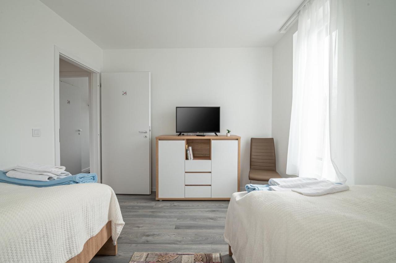 Roze Blue Design Apartments Csopak Ngoại thất bức ảnh