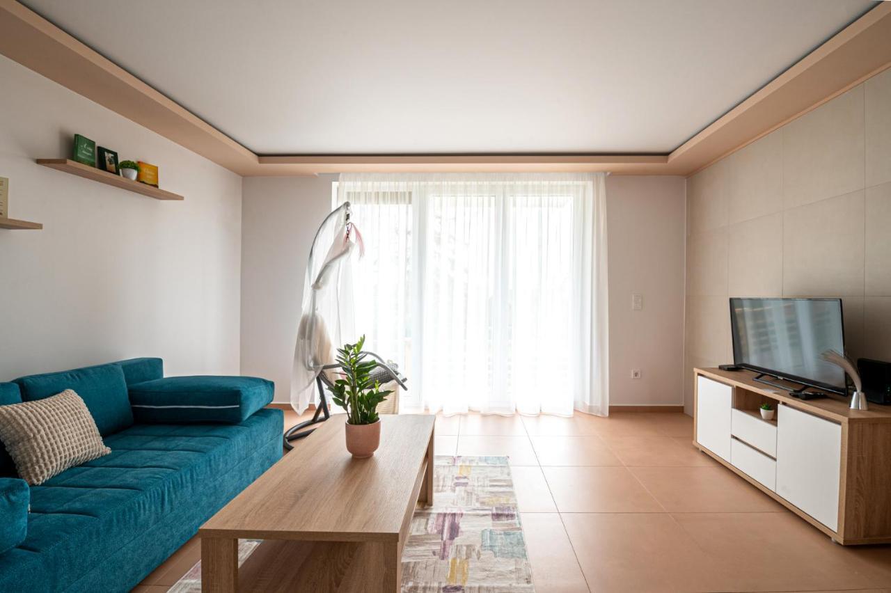 Roze Blue Design Apartments Csopak Ngoại thất bức ảnh