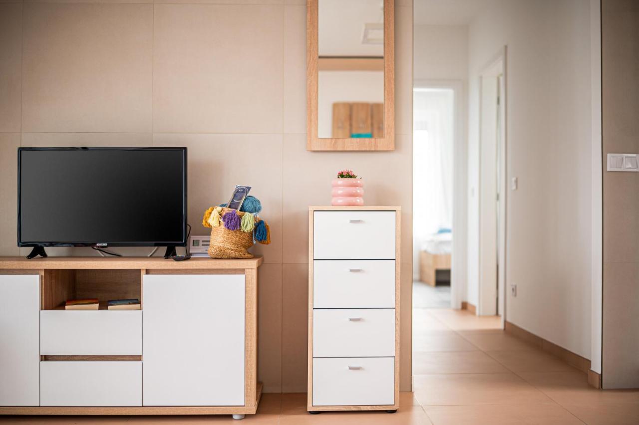 Roze Blue Design Apartments Csopak Ngoại thất bức ảnh