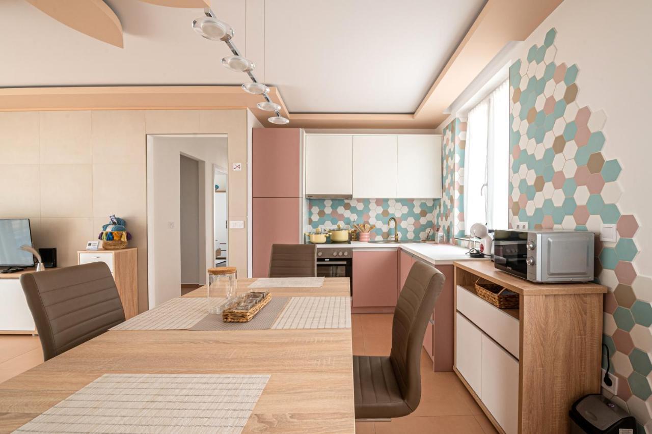 Roze Blue Design Apartments Csopak Ngoại thất bức ảnh